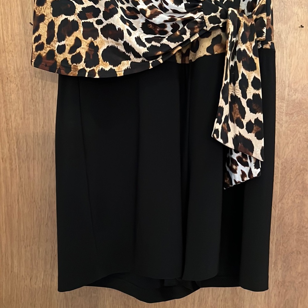 Cache Leopard Print Romper - image 5